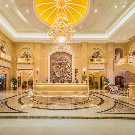 Vienna Hotel Nanyang People Road Екстер'єр фото